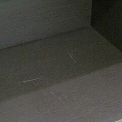 札幌市/清田区　ガラス扉 食器棚 ブラウン 棚 書棚 本棚 キッチン ロータイプ キャビネット