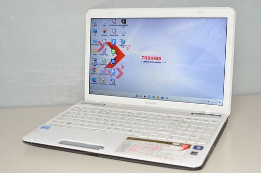 最新Windows11+office 爆速新品SSD256GB 東芝Dynabook T351/57CWD 高性能 第二世代i5/8GB/無線内蔵/USB3.0/HDMI/ブルーレイ/便利なソフト