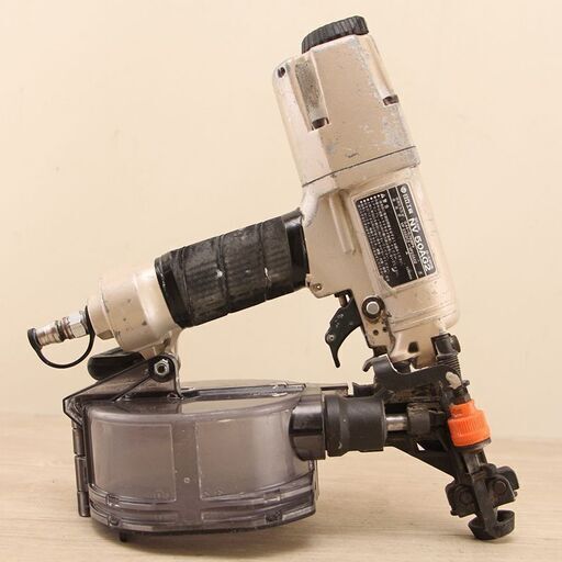 HITACHI 日立 50mm ロール釘打ち機 NV50AG2 日立工機 (D4058rmnY) HITACHI 日立 50mm ロール釘打ち機 NV50AG2 日立工機 (D4058rmnY)