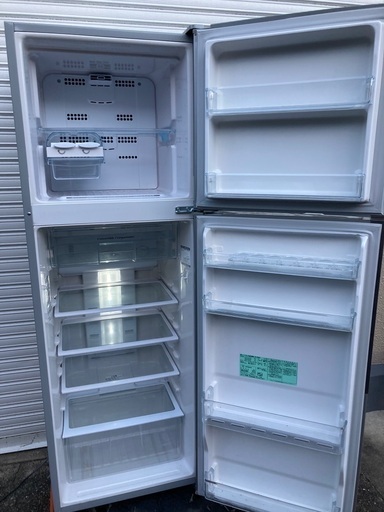 11/6日立　冷凍冷蔵庫：2ドア 定格内容積225L（R-23DA）