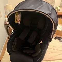 エールべべ　チャイルドシート　ISOFIX