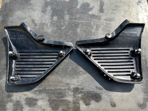gsx400インパルス　GK7CA 　サイドカバー
