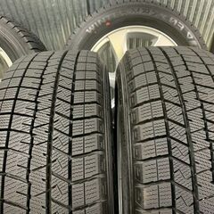 売約済 本物の深溝☆ボルボ V40クロスカントリー 205/60R16 ウインター 