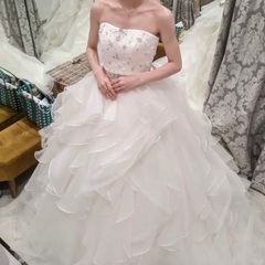 アロヒナモエ　ウエディングドレス