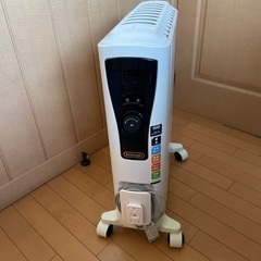 美品　デロンギ　オイルヒーター