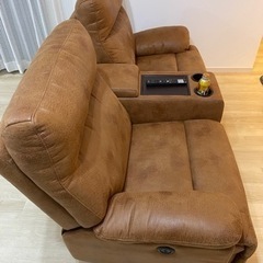 電動ソファ センターコンソール付き 使用期間半年程 新品15万程