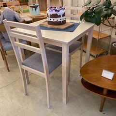 宇都宮でオシャレな家具を探すなら『オトワリバース！』ダイニングテーブルセット 3点セット オフホワイト 2人掛け 中古品