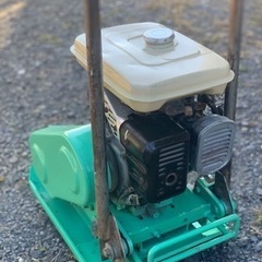 プレートコンパクター　60キロ　作動オッケー
