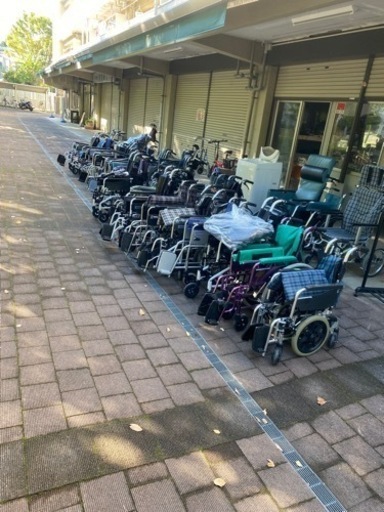 自走式、介助式、チルト式、リクライニング車椅子大放出！
