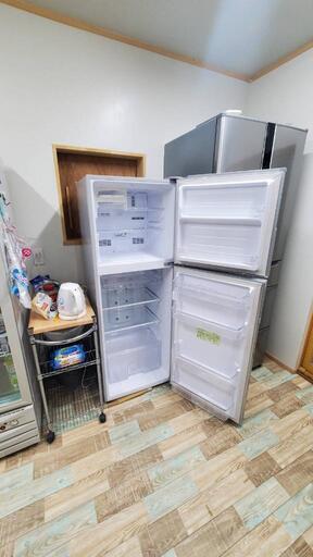シャープ製 2ドア冷凍冷蔵庫 2015年 シルバー SHARP SJ-23A-S