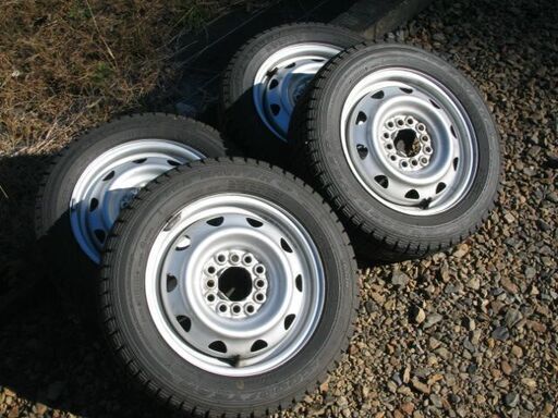 バリ溝　スタッドレス　鉄ちん　12マルチ穴　軽自動車　トレーラー　ホイルキャップ