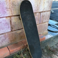 スケートボード、ゆずります