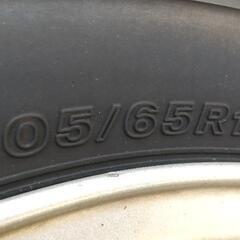 スタッドレスタイヤセット　205/65 R15