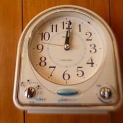 目覚まし時計（メロディー機能付き） NR435W 中古品