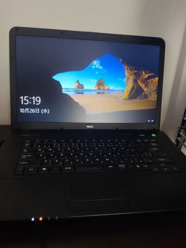 NEC　高速SSD240G　Core i5 メモリ大容量8G　大画面15.6インチ 0 Wifi対応