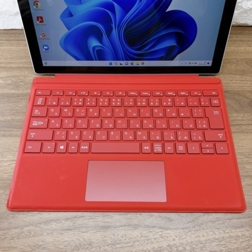 【美品】赤Surface Pro 4☘爆速SSD搭載☘メモリ4GB☘office