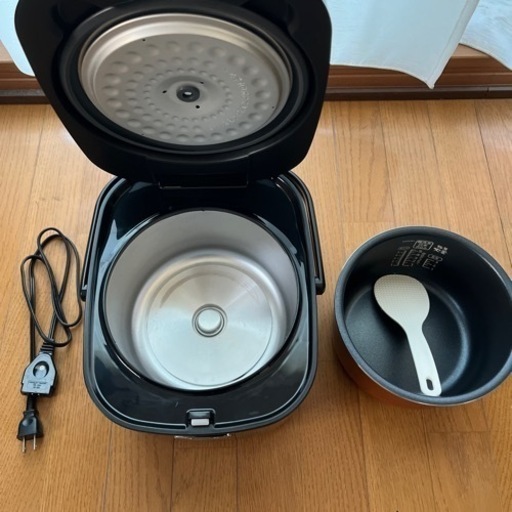【お譲り先決まりました】炊飯器