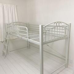 ニトリのロフトベッドです（フレームのみ、取扱説明書有り）