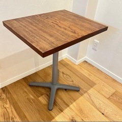 カフェテーブル ダイニングテーブル 1脚 天然木 大阪 引き取り限定