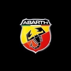 ABARTH 595  アバルト 595 イタリア車に乗りませんか？