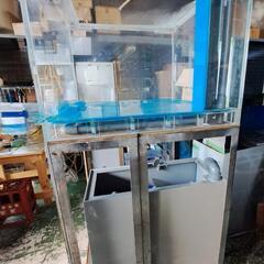 中古アクリル水槽