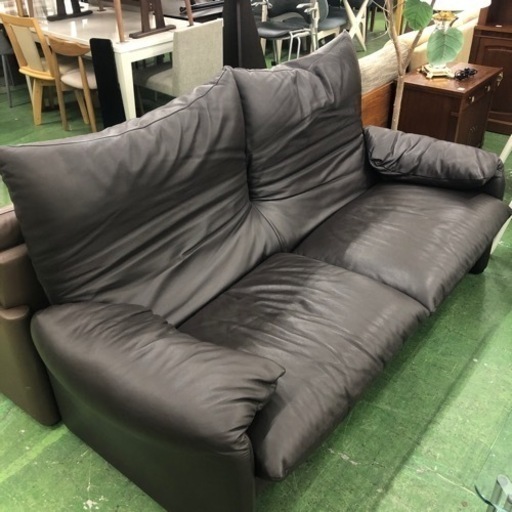 CASSINA MARALUNGAソファ 2人用ワイド