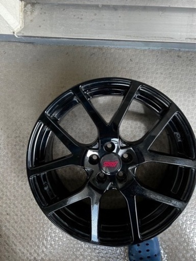 スバル XV STI オプションホイール　18インチ　7J ブラック　エンケイ製　美品