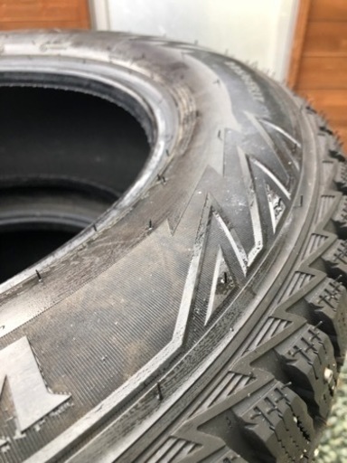 本日限定自車配達で送料お得です。スパイクタイヤ　225 65 r17