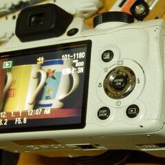 ❤️動作品★超望遠720mm★200倍ズーム★FinePix★S4500★白色④ ❤️動作品☆超望遠720mm☆200倍ズーム❤️FinePix☆S4500☆白色➂