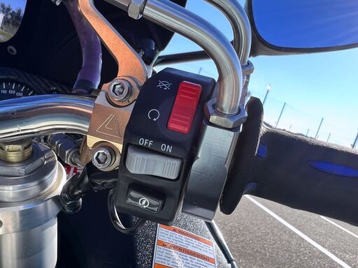 【３４０メーター最終型】SUZUKI GSX1300R 逆車 カスタム