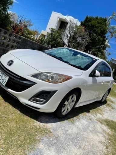 アクセラスポーツタイプエメラルドホワイト