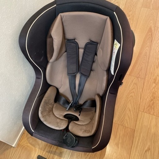 チャイルドシート２点、ベビーカー１点セット。宇都宮に取りに来られる方限定 チャイルドシート2点、ベビーカー1点セット。宇都宮に取りに来られる