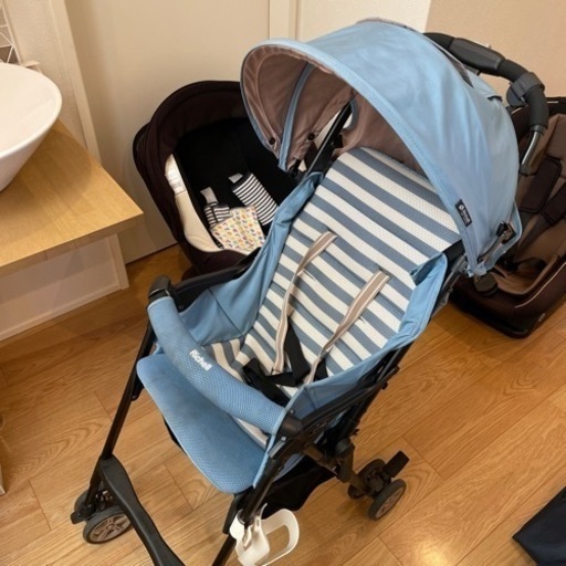 チャイルドシート2点、ベビーカー1点セット。宇都宮に取りに来られる