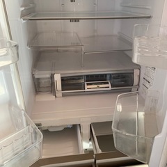 【日立】R-G5700F ６ドア 大家族 大容量大型冷凍冷蔵庫　2016年製‼︎ ガラストップ