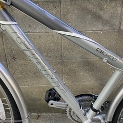 【美車】自転車　クロスバイク　GIANT ジャイアント