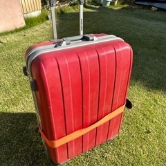 【取引中】スーツケース