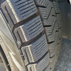 ピレリ スタッドレスタイヤ アルミホイール4本セット