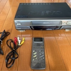 S-VHSビデオデッキ