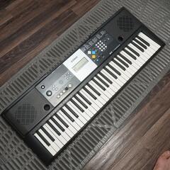 電子ピアノ、キーボード　YAMAHA E223