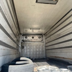4tトラック冷凍の箱❗️箱の部分販売❗️状態普通❗️
