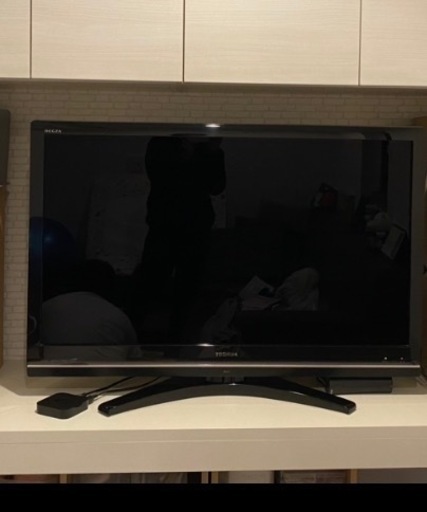 液晶テレビ　42インチ　REGZA