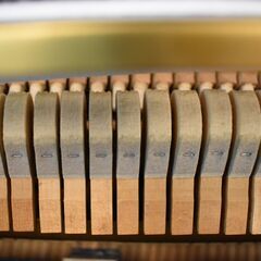  ヤマハ中古アップライトピアノ　U1H（1979年製造）