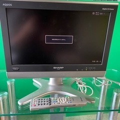 SHARP 16型液晶テレビ　LC-16E5