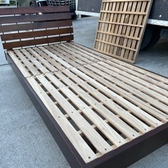 木製組み立て式ベッドフレーム　シングル
