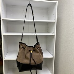 ZARAバッグ👜　