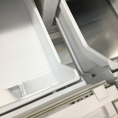 J-100【ご来店頂ける方限定】MITUBISHIの5ドア冷凍冷蔵庫です