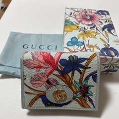 GUCCI グッチ　折り財布　フローラ　花柄