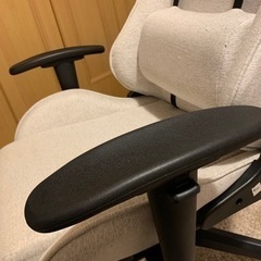 値下げしました！　ゲーミングチェア　使用少なめ