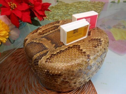 現品販売 11.000円沖縄三線専用蛇皮強化(二重張)チーガ、胴巻き、滑り