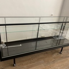 【お取引中】キャスター付きガラスショーケース　ガラス板1段有り